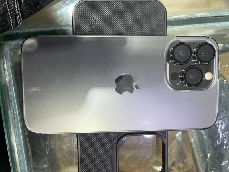 Apple iPhone 13 Pro 0