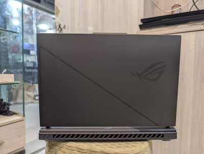 Asus ROG Strix - RTX 4060 8GB - Gaming Laptop House