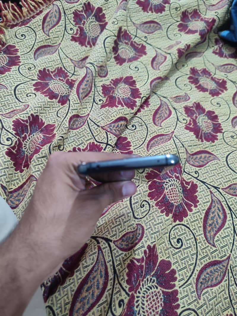 Mate 20 Pro ( Google ed ) 6