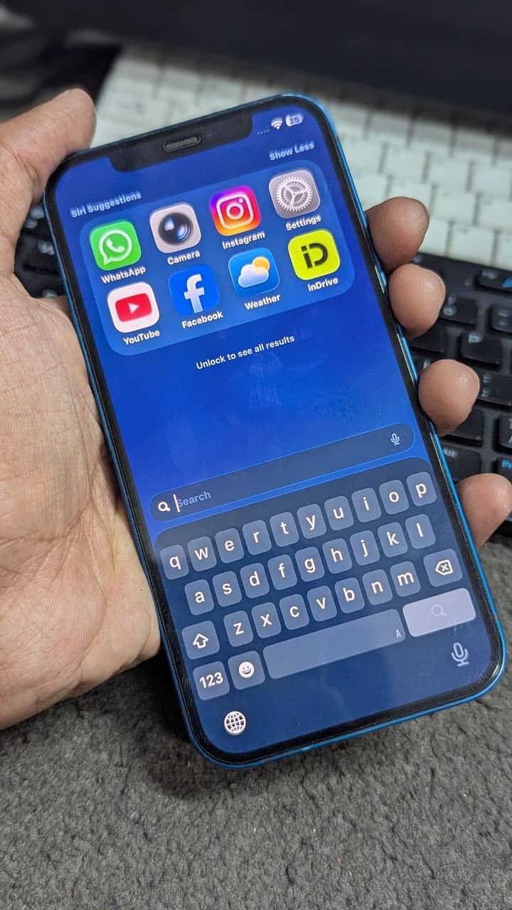 Apple iPhone 12 8
