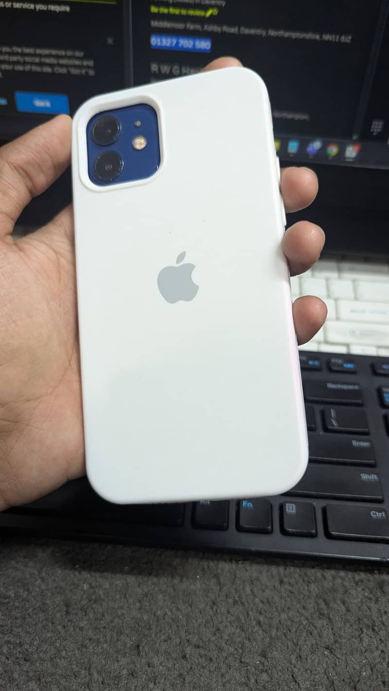 Apple iPhone 12 9