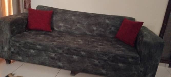 beautiful 6 seater sofa with two seater seti n 2 round  shaped stool