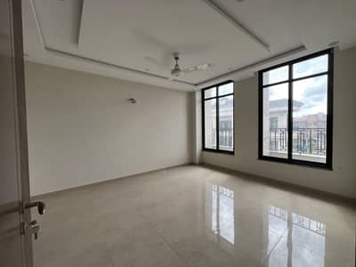3 Bed Luxury Sami Furnished Non furnished Non Furnished Flat Available For Rent Gulberg Green