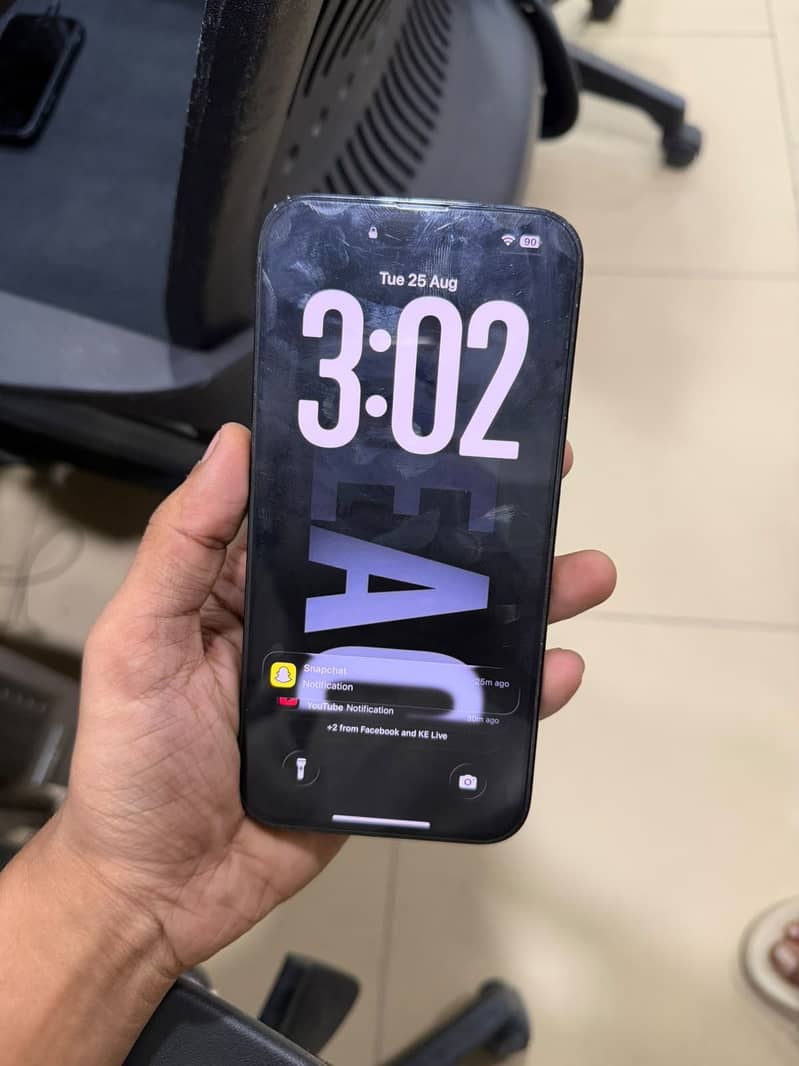Apple iPhone 14 Pro Max 1