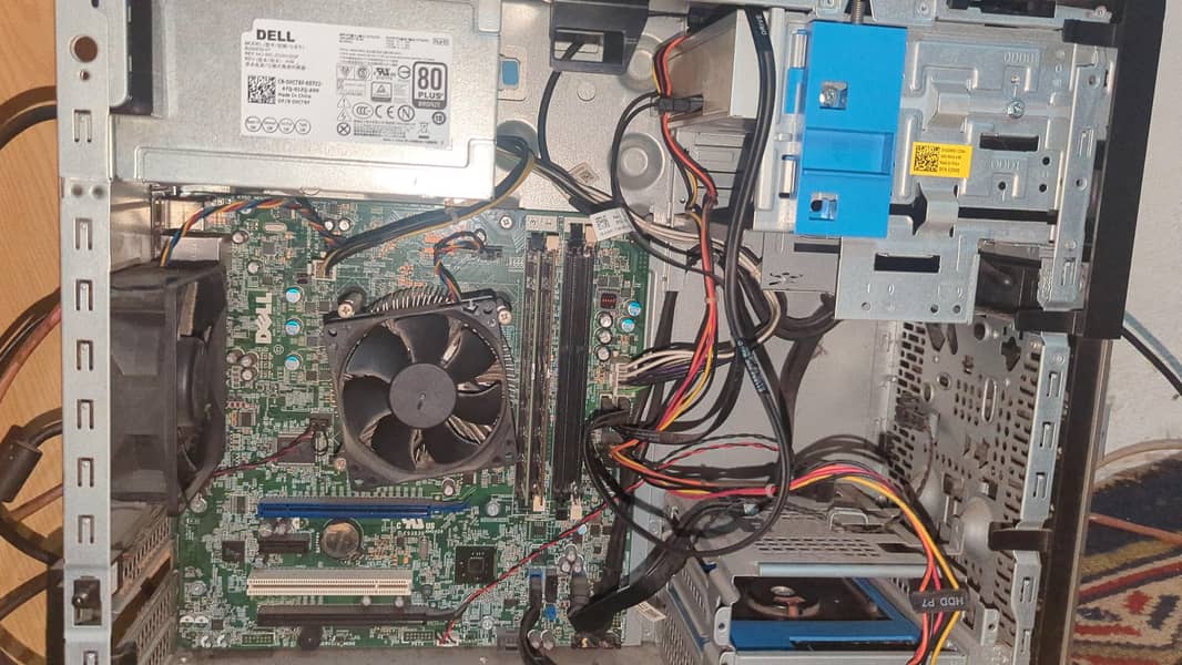 Dell i5 4th generation Complete computer set working condition. 1
