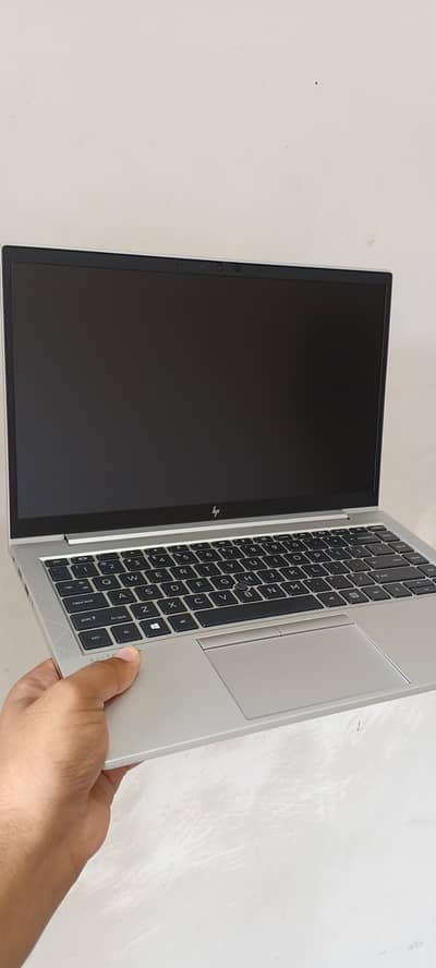 HP ELITEBOOK 840 G8