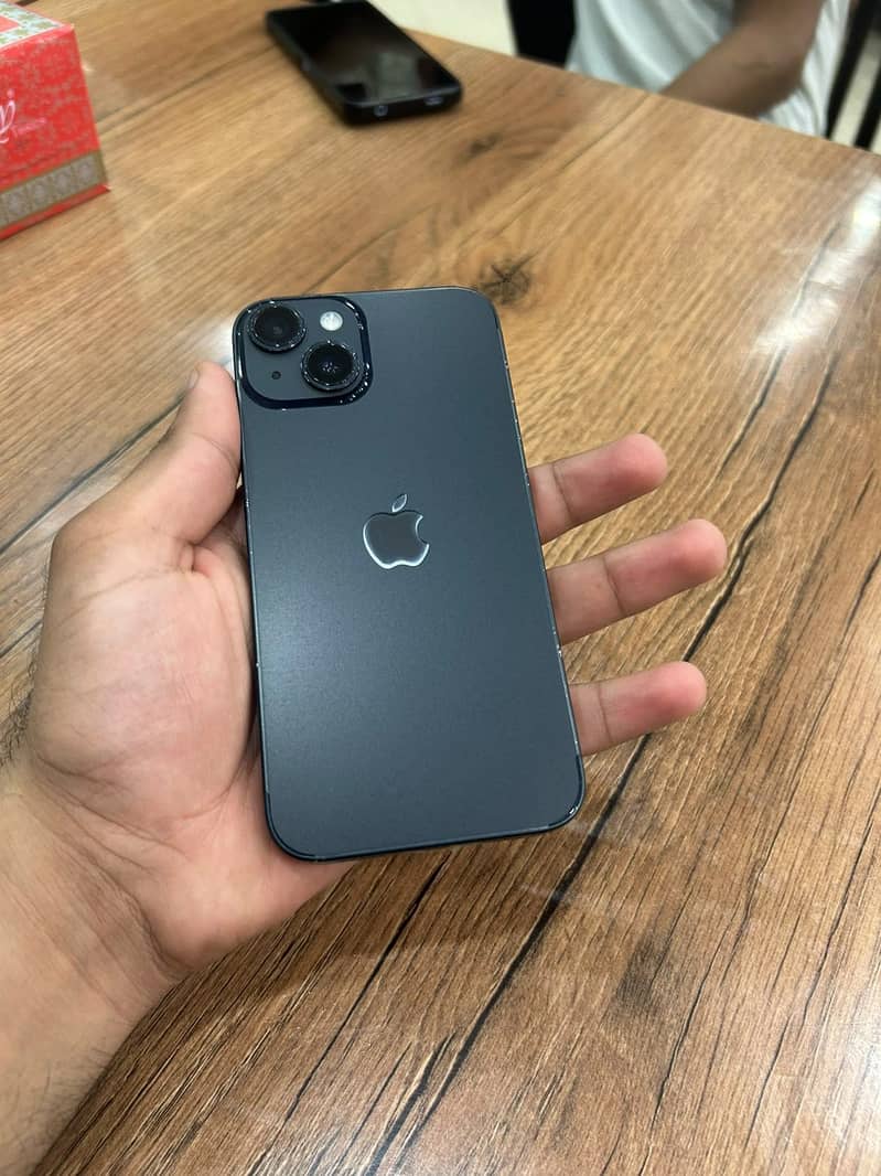 Apple iPhone 14 0