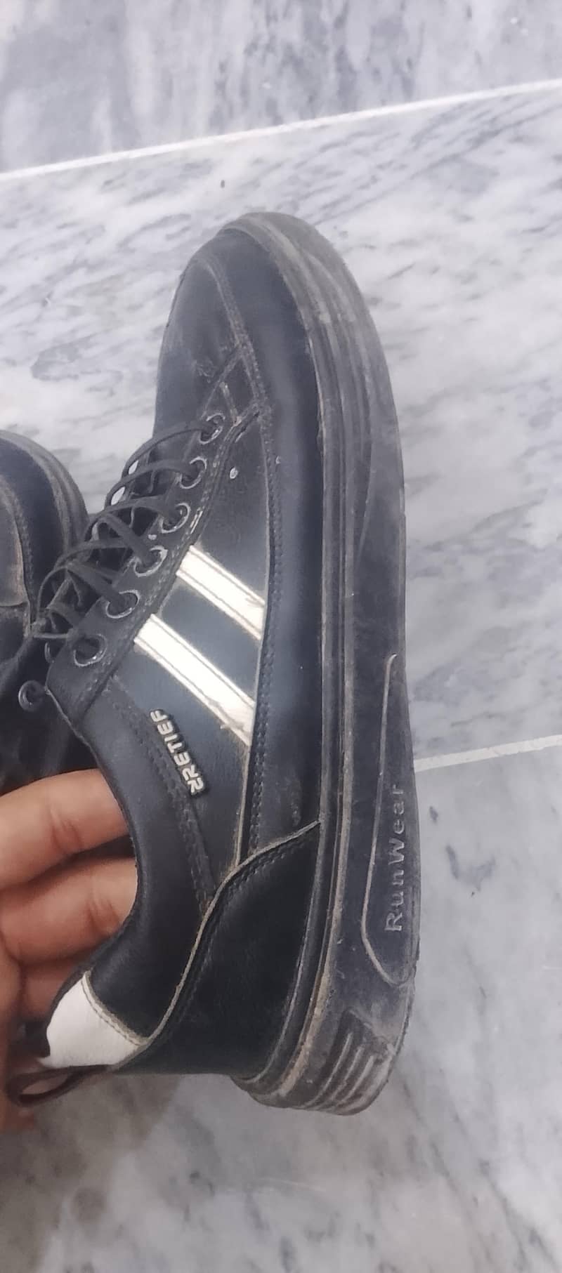 Sneakers 1