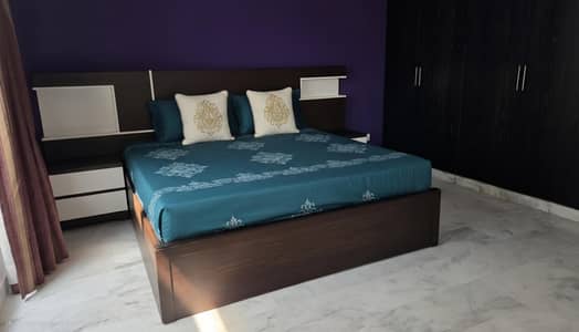 MODERN KING BED BUNDLE (WITH MATTRESS & SIDE TABLES)
