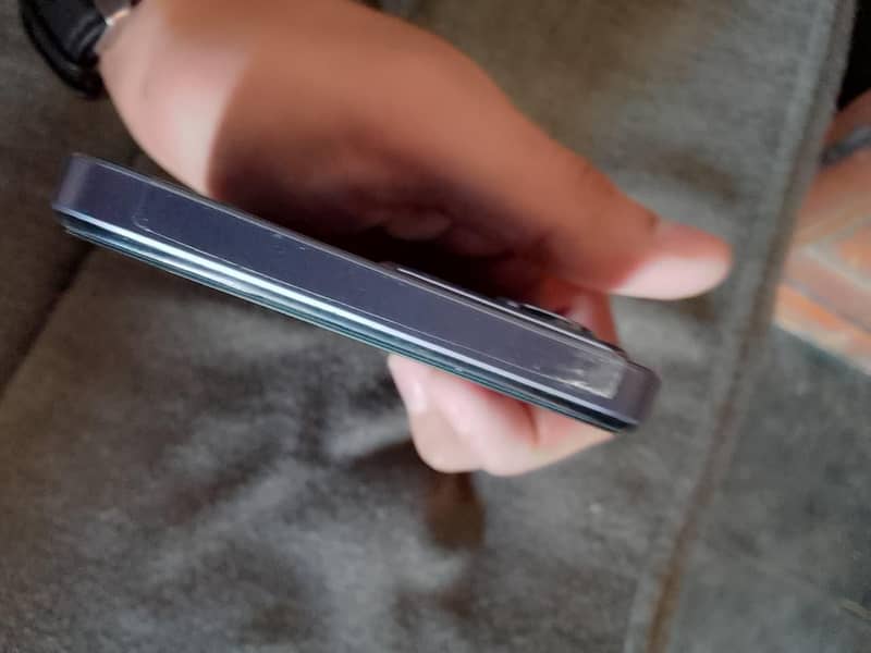 realme C75 1