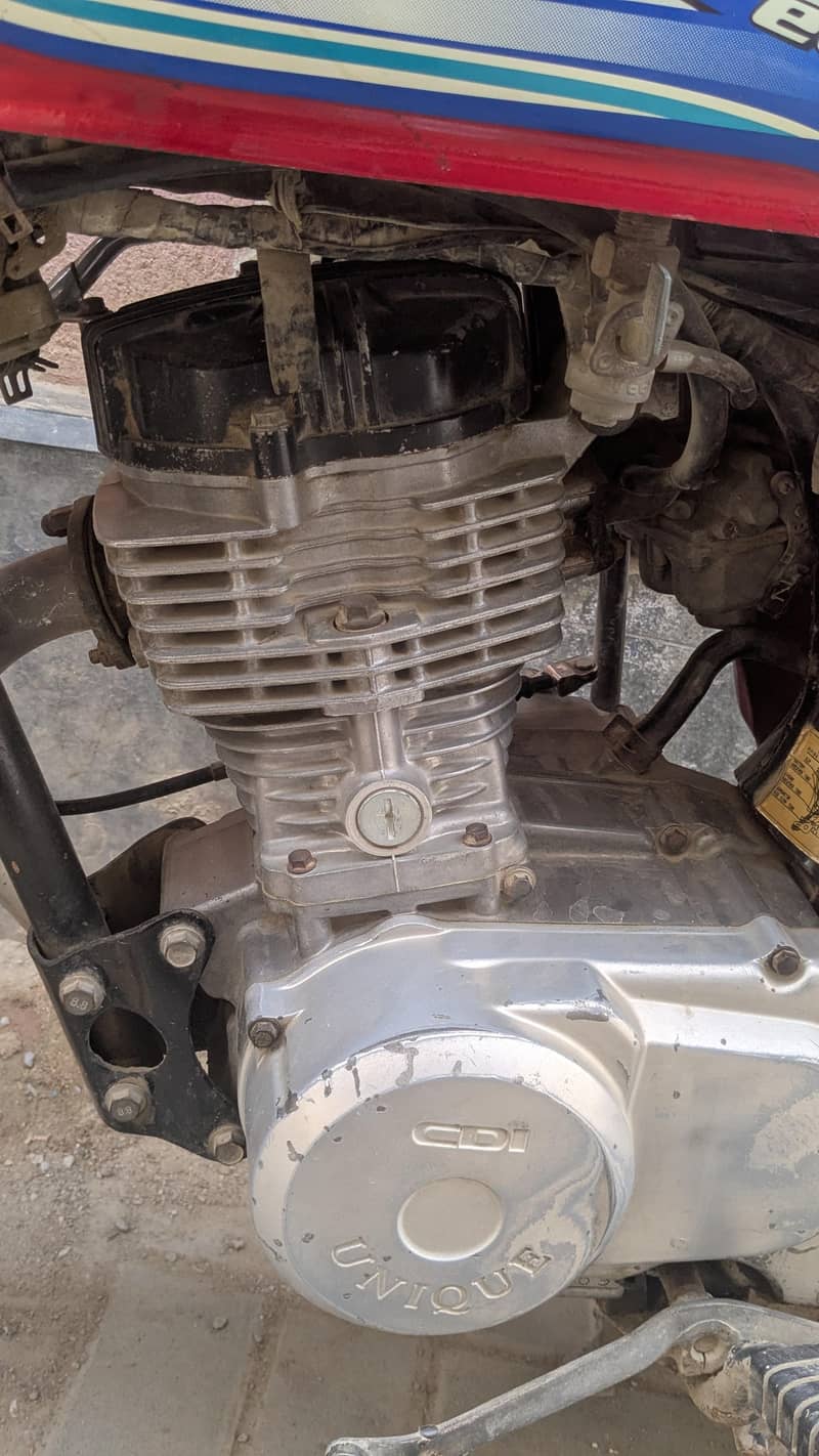 unique 125 3