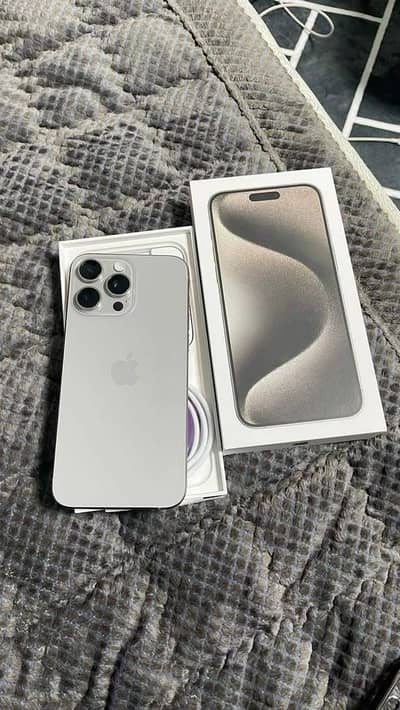 Apple iPhone 15 Pro Max Jv Non Pta 10/10 waterpack