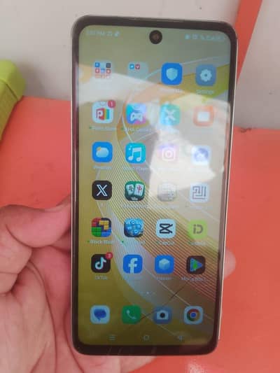 Infinix Smart 8