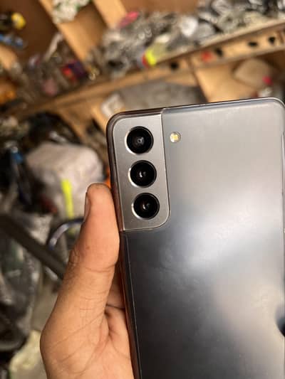 Samsung s21 pta approved 10 /10 water pack