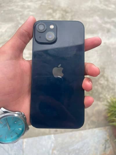 Apple iPhone 13