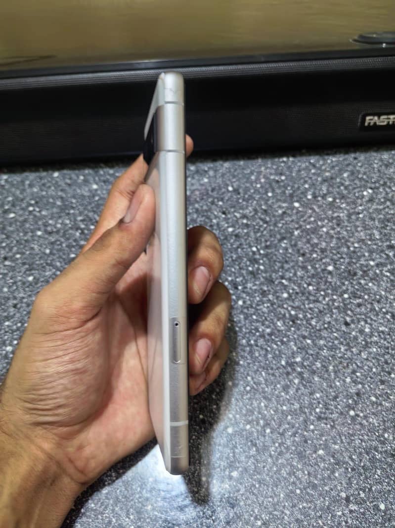 Google Pixel 7a 1