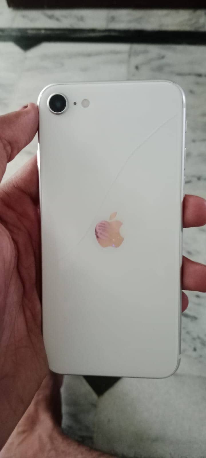 Apple iPhone SE 0