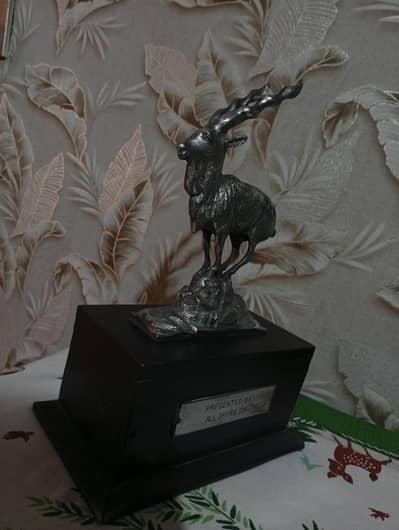 Antique piece Markhor metal Ka ha price 15000