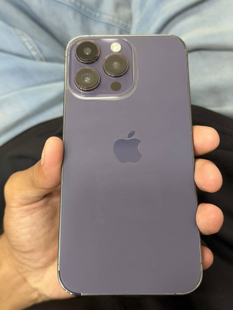 Apple iPhone 14 Pro Max 3