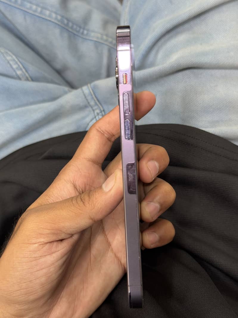 Apple iPhone 14 Pro Max 4