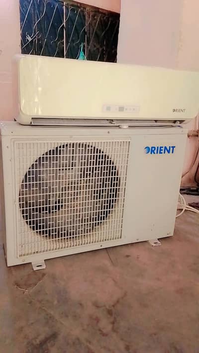 Orient Split AC A to Z original condition me hai child Cooling kar rah