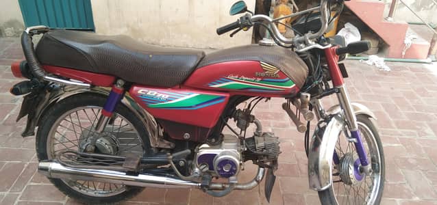 Honda CD 70 Model 2017 condition 10/9