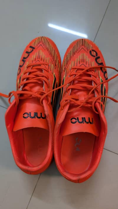 Football shoes for boys 9 number size