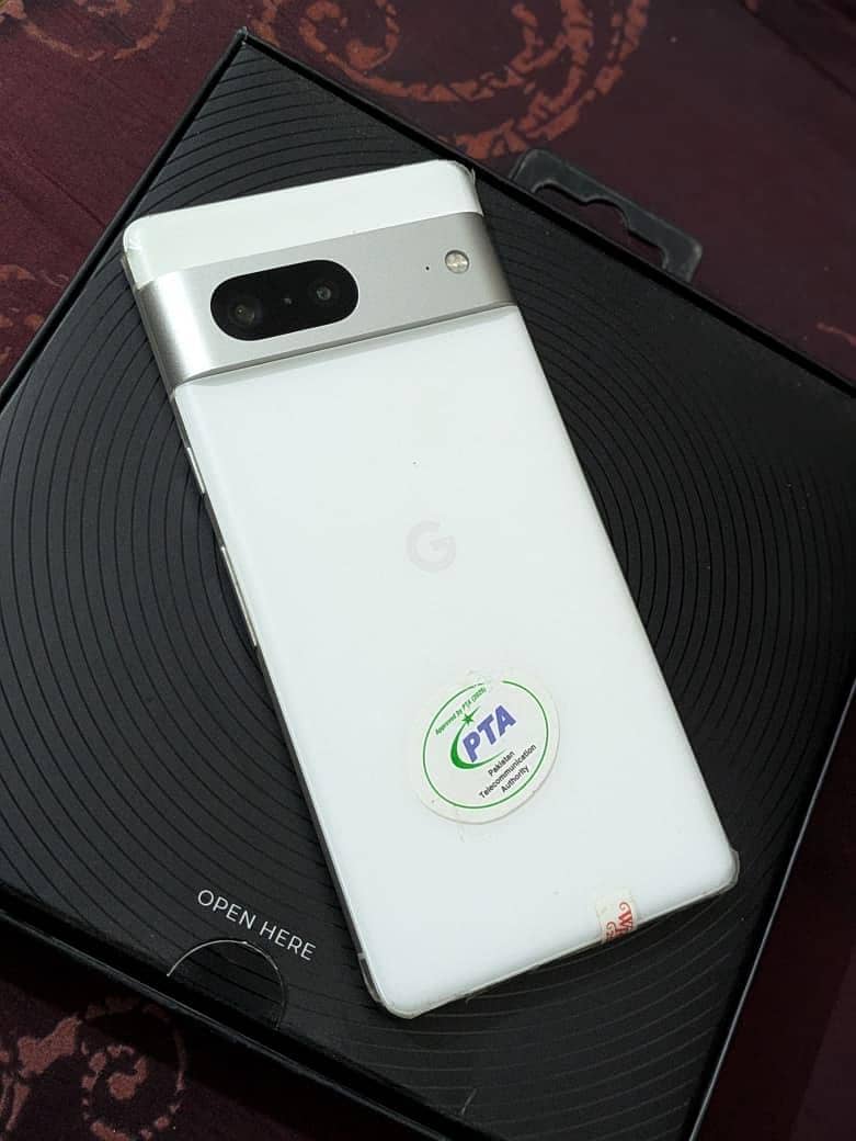 Google Pixel 7 3