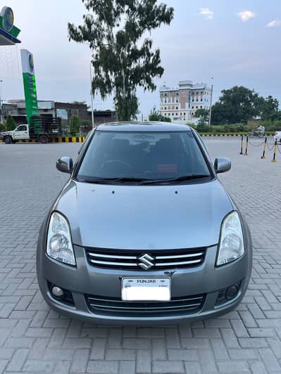 Suzuki Swift DLX Automatic 2014