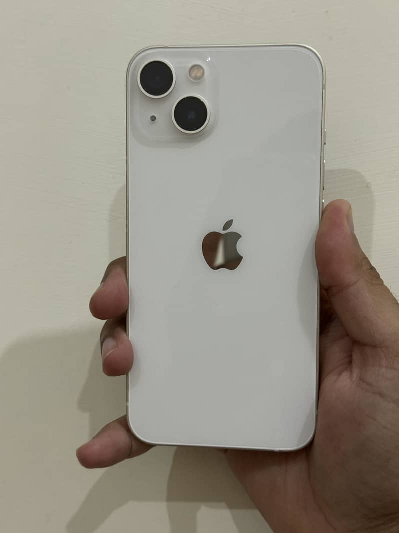 Apple iPhone 13 0