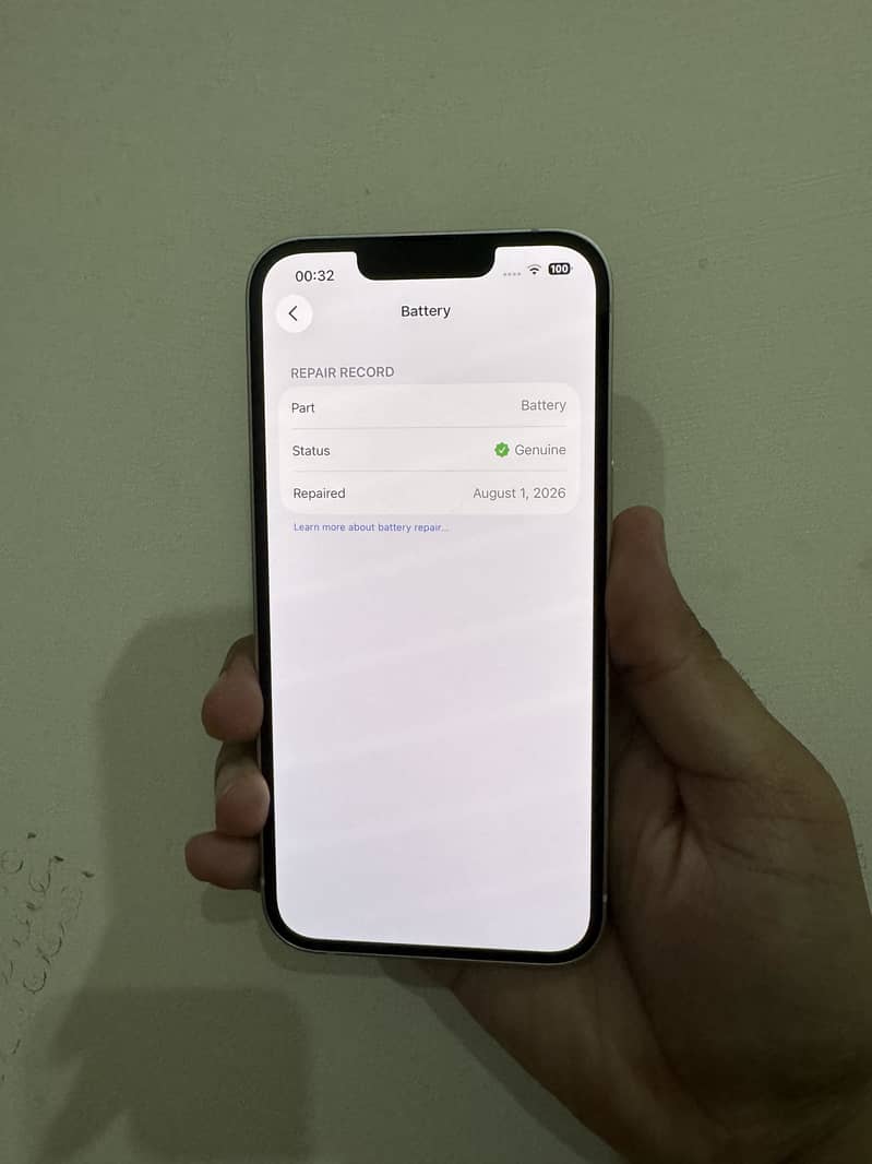 Apple iPhone 13 9