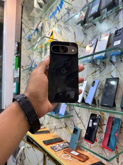 GOOGLE PIXEL 9 – 12GB RAM | 256GB Storage