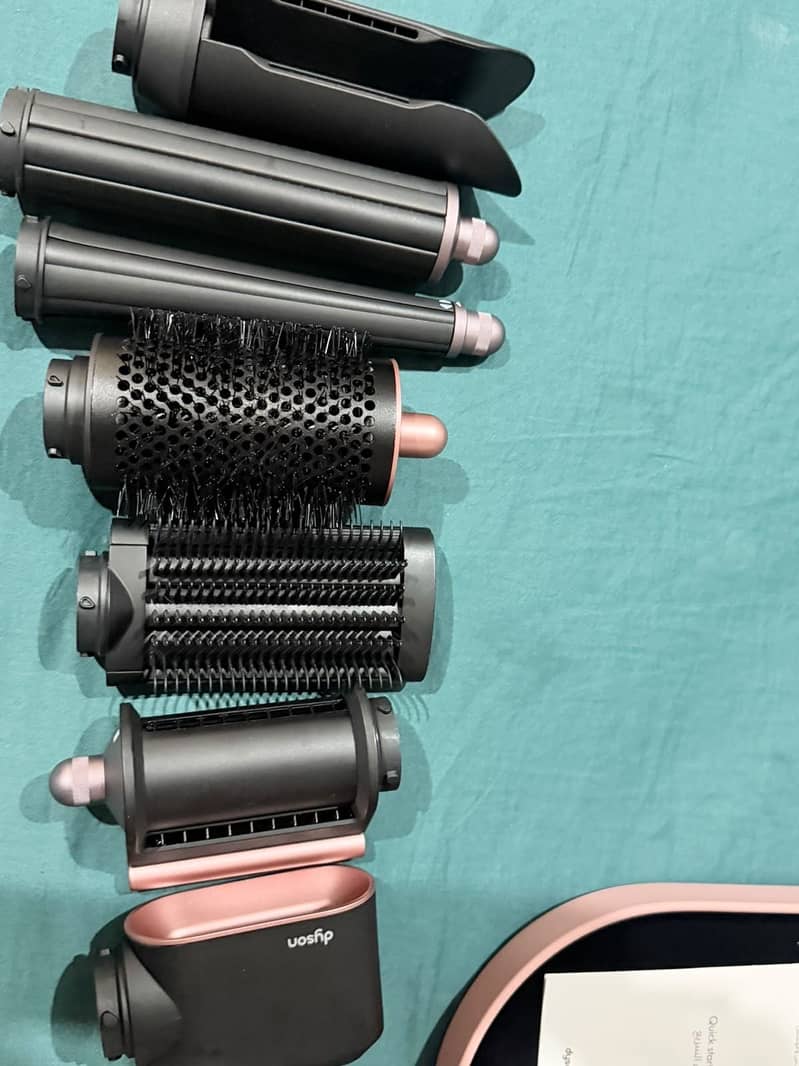 Dyson 1