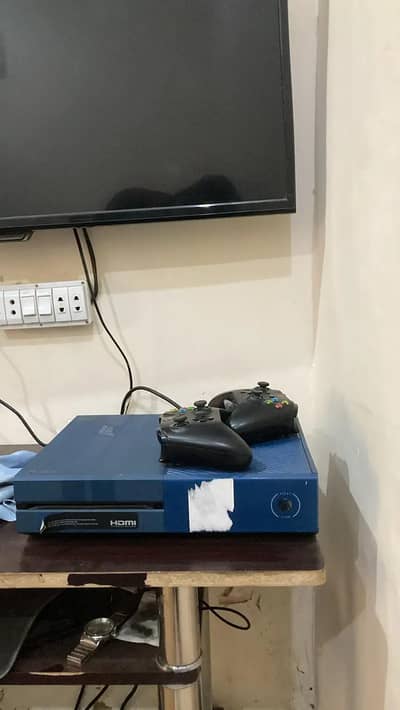 XBOX ONE SPECIAL EDITIONS 1TB