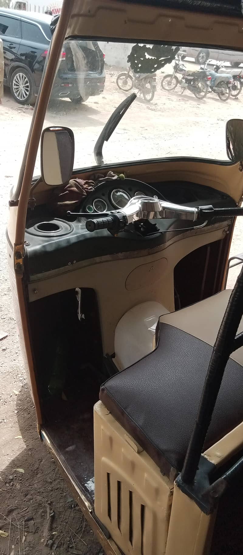 Rickshaw Good Condition 11
