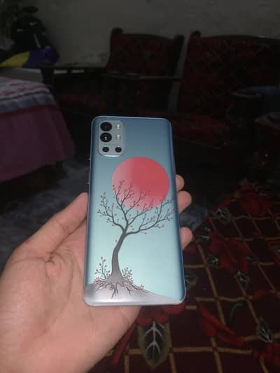 One Plus 9R