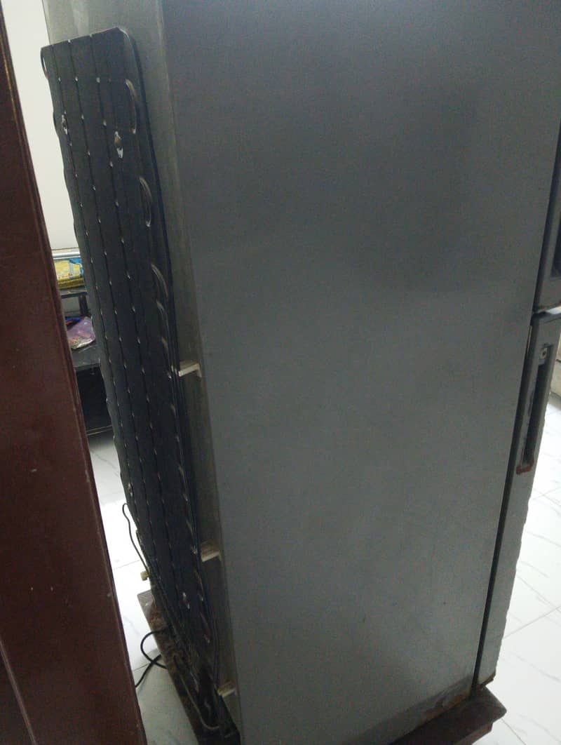 Refrigerator 2