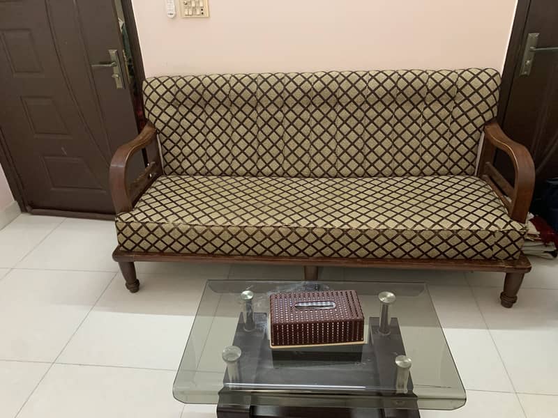 Sofa set. 0