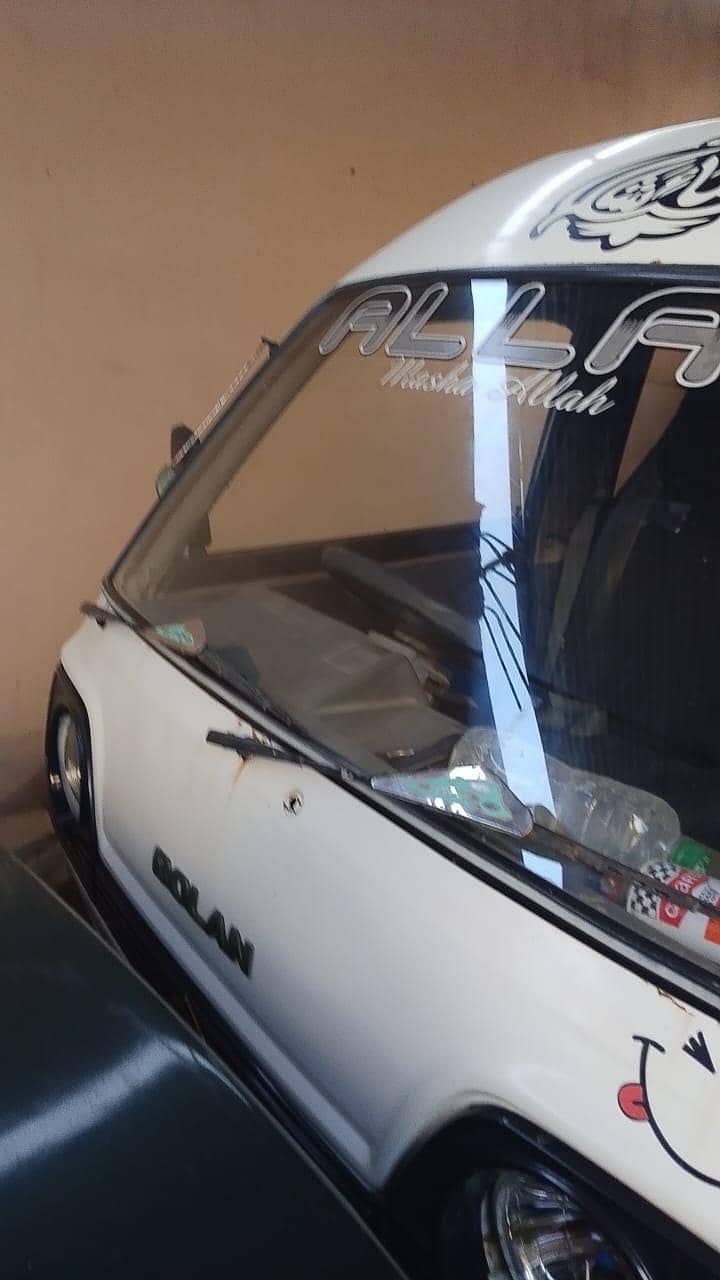 suzuki bolan 1