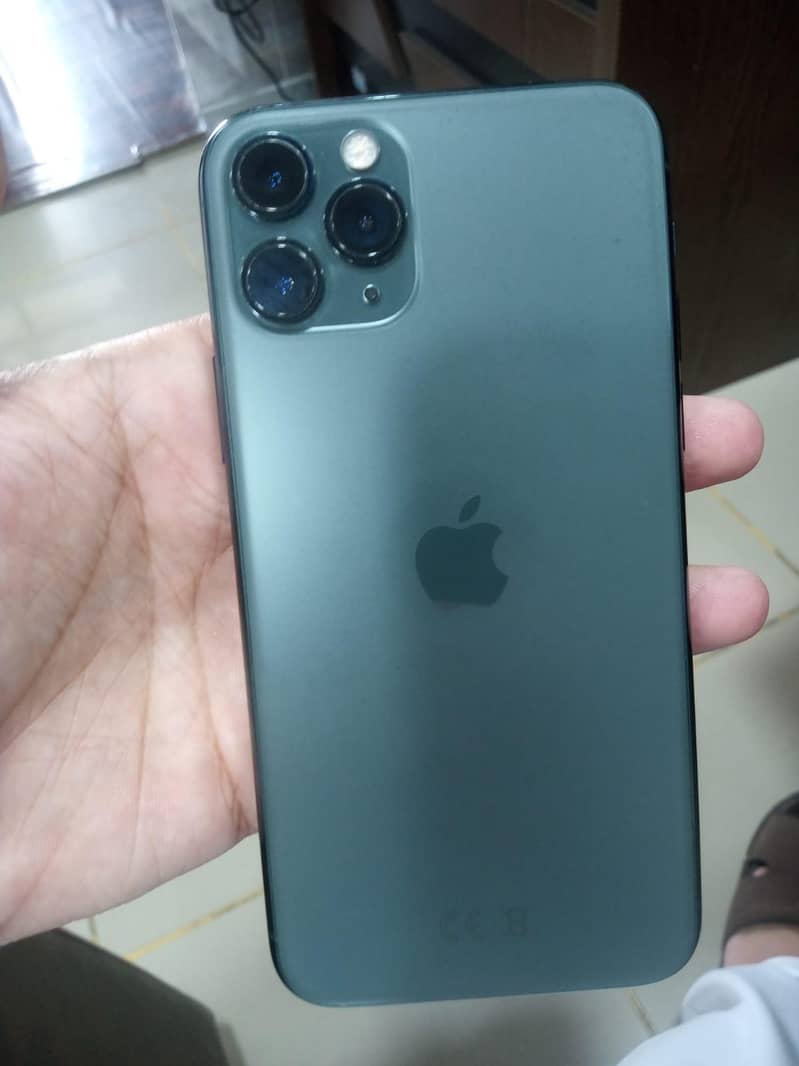 Apple iPhone 11 Pro 3