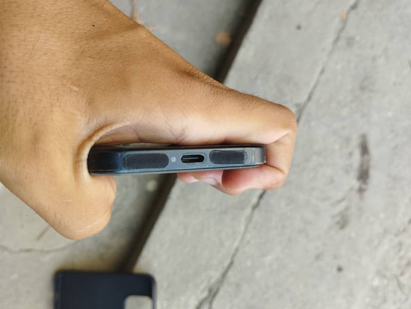 Iphone 16 pro bypass 8
