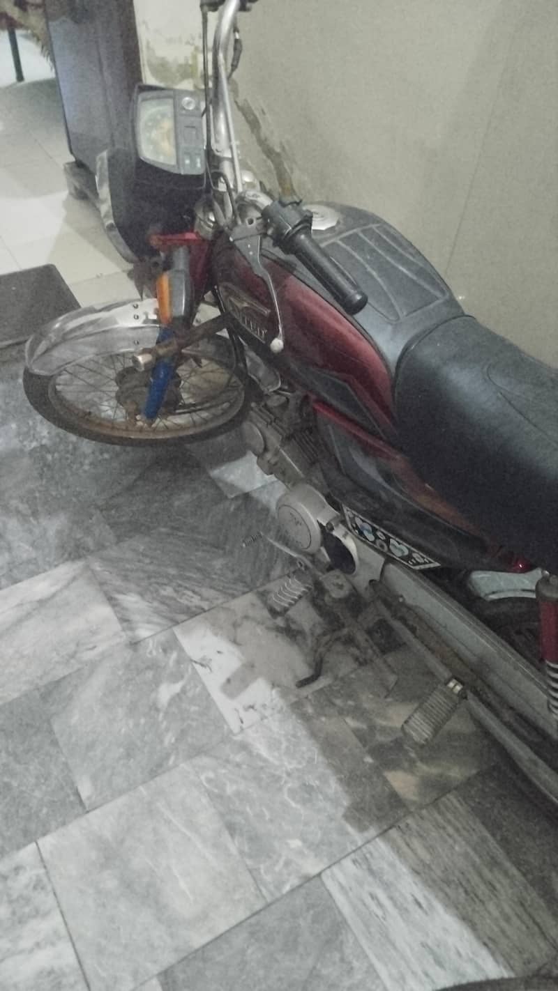 موٹر سائیکل 0