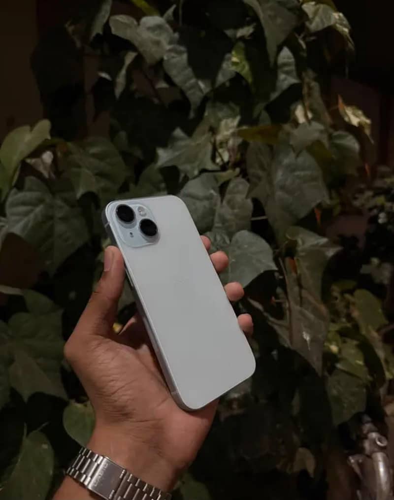 Apple iPhone 15 0