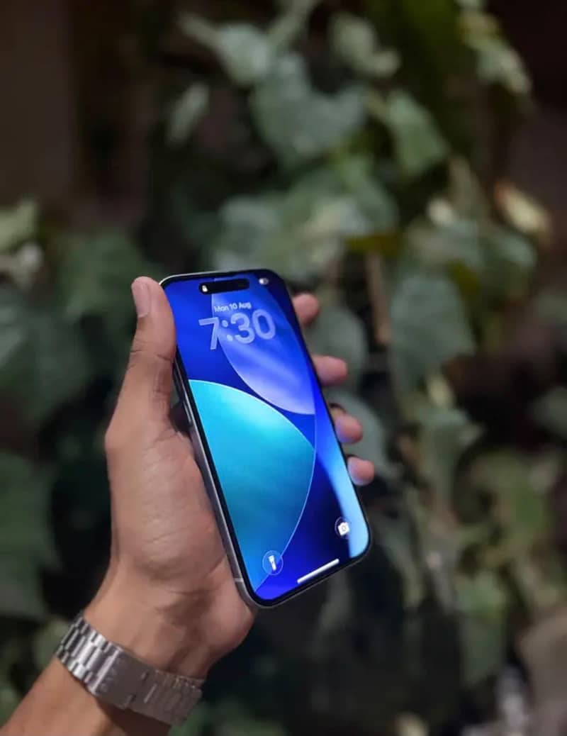 Apple iPhone 15 1