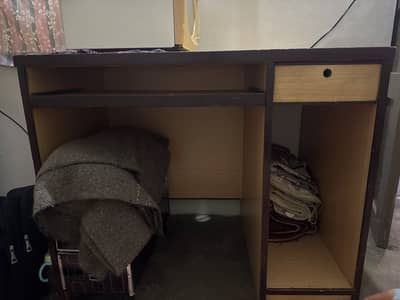 computer table