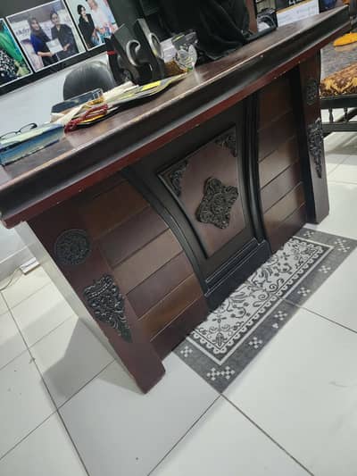 1 table and 2 chairs