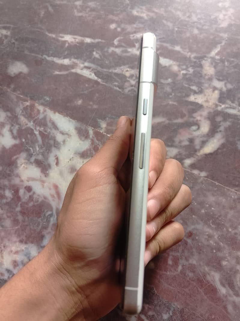 Google Pixel 7 2