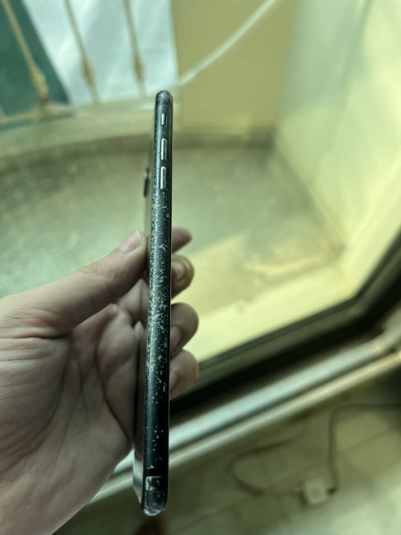 Apple iPhone 7 Plus 5