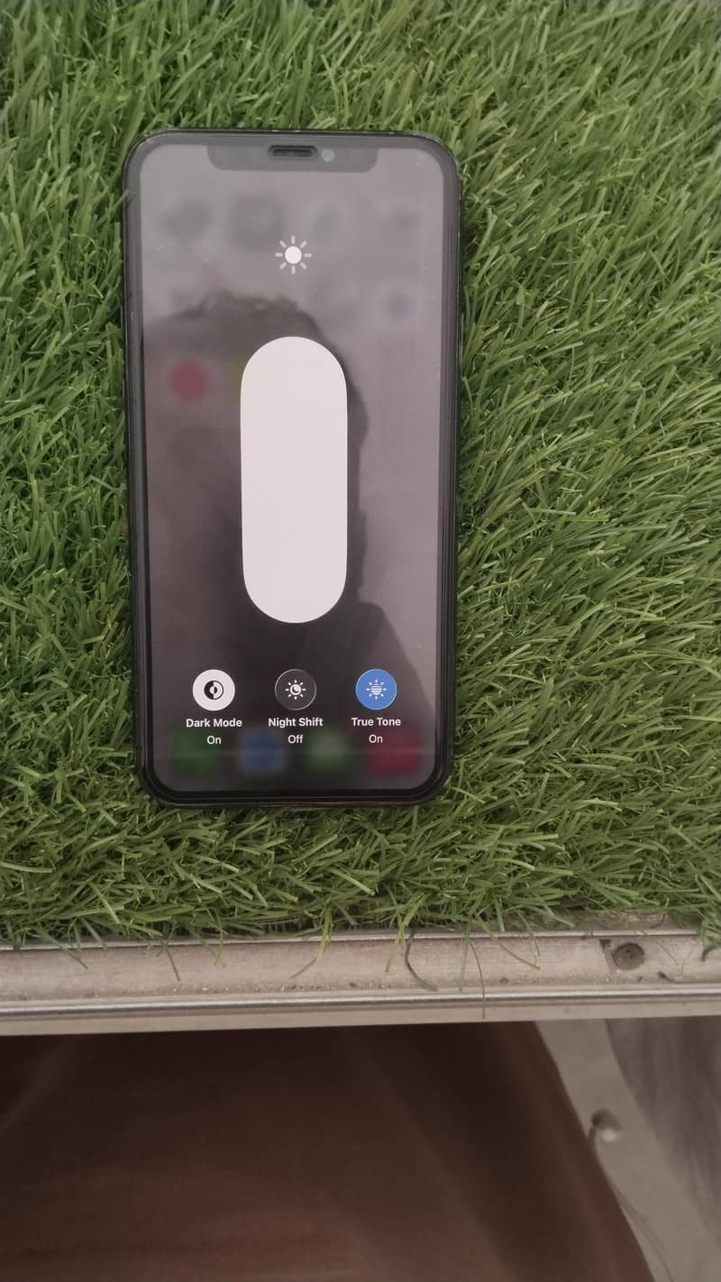 Apple iPhone 11 Pro 6