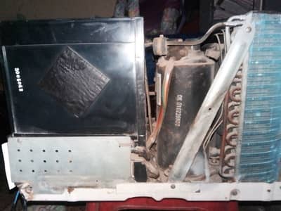 0.75 Ton Window Ac Very Good condition